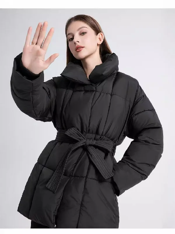 Classic black handle bags matching any wardrobe choice -American style loose waisted jacket mid-length puffer coat