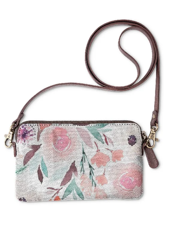 Handcrafted evening bags with unique, artisan details for a one-of-a-kind accessory -Flores