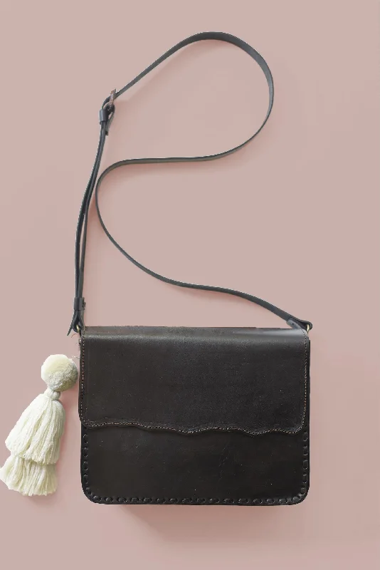 Elegant leather evening bags with gold or silver chain straps for a classic look -Structured Crossbody